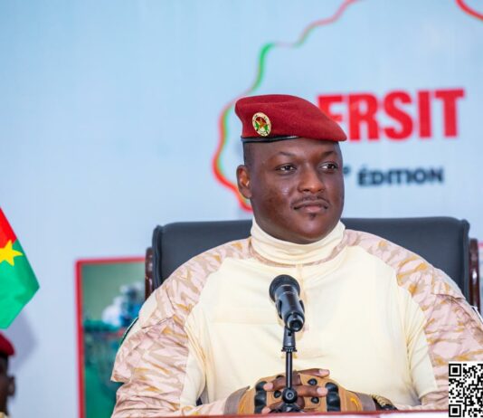 Le Président du Faso, le capitaine Ibrahim Traoré, aux chercheurs : « Nous avons besoin de ceux qui ont une tête pleine de savoir et un cœur plein de patriotisme »