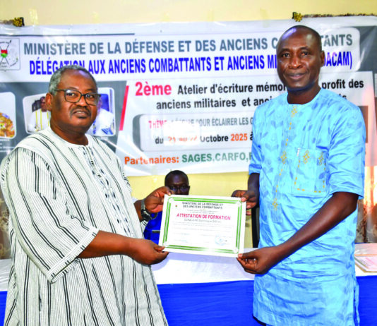 Ecriture de mémoire pour la postérité: des anciens combattants et anciens militaires désormais outillés