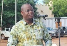 Montée des couleurs: le ministère de la Justice sacrifie à la tradition