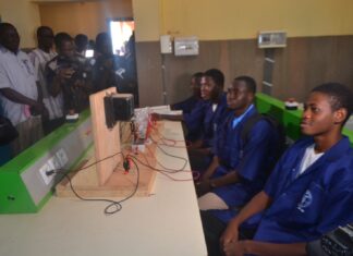 Année scolaire 2025-2026: le ministre Boubakar Savadogo constate l’effectivité de la rentrée