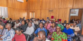 Symboles de la Nation: des journalistes outillés