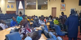 Commande publique: des journalistes sensibilisés aux innovations de la loi 005