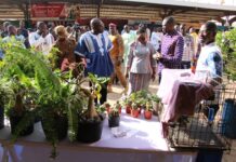 « Mois du consommer local » au ministère de l’Economie: une journée pour valoriser  le « made in Faso »