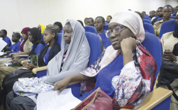 Journée internationale de la jeune fille: des jeunes filles sensibilisées sur les dangers du numérique