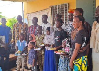 Cohésion et solidarité: des enfants en difficulté reprennent les classes avec sérénité