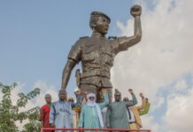 UACO : les trois Ministres en charge de la Communication de la Confédération de l’Alliance des Etats du Sahel visitent le Mémorial Thomas SANKARA