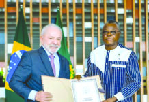 Coopération Burkina Faso-Brésil : l’ambassadeur Edgard Sié Sou présente ses lettres de créance au Président Lula Da Silva