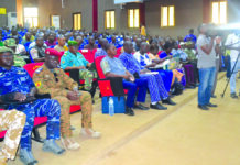 Projet de Gestion durable des paysages communaux pour la REDD+ : le ministre Roger Barro échange avec les PDS de 60 communes d’intervention du projet