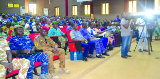 Projet de Gestion durable des paysages communaux pour la REDD+ : le ministre Roger Barro échange avec les PDS de 60 communes d’intervention du projet