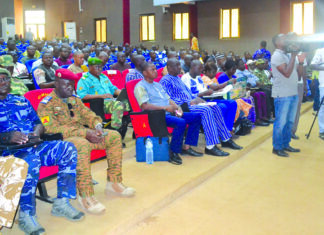 Projet de Gestion durable des paysages communaux pour la REDD+ : le ministre Roger Barro échange avec les PDS de 60 communes d’intervention du projet