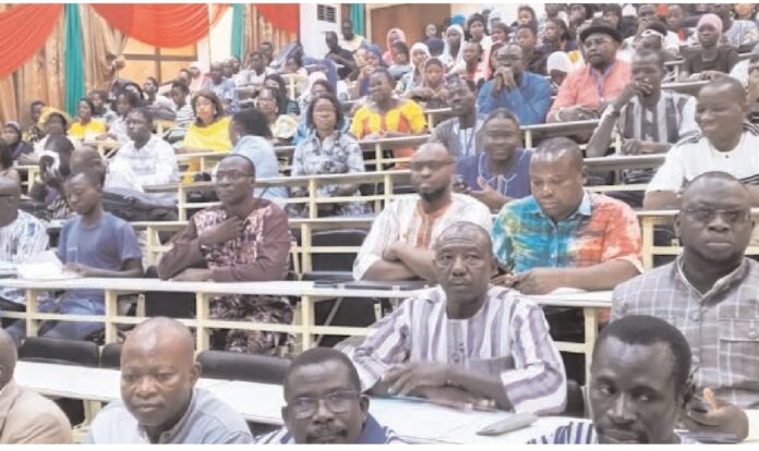 Screenshot_20251030-015728_Kindle