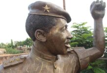 Thomas Sankara : le Président du Faso, le Capitaine Ibrahim TRAORE rend hommage au leader de la Révolution d’aout 1983