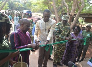 Promotion des produits forestiers non ligneux: le ministre Roger Baro inaugure une vitrine d’exposition à Bobo-Dioulasso