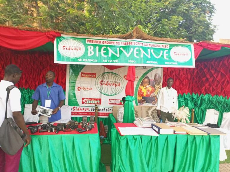 UACO 2025 : Les Éditions Sidwaya présente ses produits