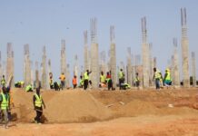 Construction d’un amphithéâtre et d’un bloc pédagogique à Tenkodogo : Le taux d’exécution estimé à 29% à 5 mois de la fin des travaux