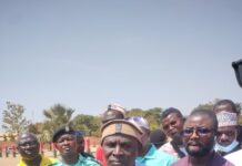 Soutien à l’Afrique : Alhaji Ayana marche du Ghana au Burkina Faso pour une Afrique unie