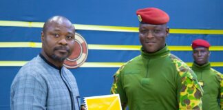 Le Manifeste pour un nouveau panafricanisme remis au Capitaine Ibrahim TRAORÉ