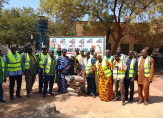 Initiative présidentielle Faso Mêbo: l’association des retraités de la SONABEL apporte 10 tonnes de ciment