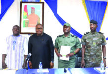 Institut des finances publiques du Burkina: les élèves inspecteurs des douanes défendent leurs mémoires