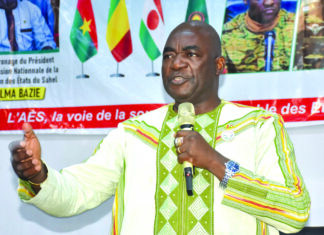 Conférences tournantes de la commission confédérale: les enjeux de l’AES expliqués à Ouagadougou