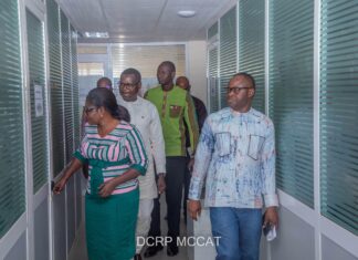 Respect de la ponctualité et de la présence au poste: le ministre Pingdwendé Gilbert Ouédraogo effectue une visite inopinée