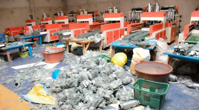 Une unité de production clandestine de sachets plastiques dementelée: