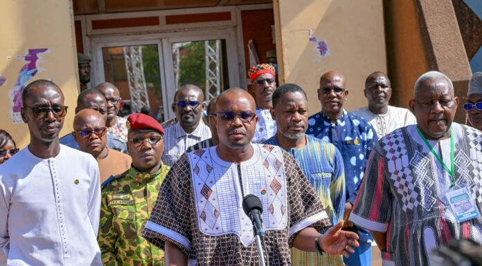 Journée internationale des personnes âgées: le Premier ministre appelle à une inclusion économique et sociale renforcée des seniors