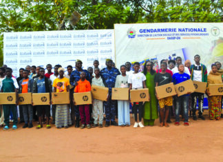 Intelligence artificielle : Ecobank Burkina forme et dote 100 pupilles de la Nation en ordinateur