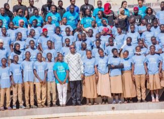 Journée mondiale de l’enfance: le Premier ministre rappelle aux enfants leurs devoirs
