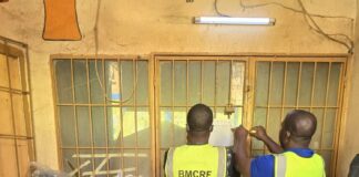 Brigade Mobile de Contrôle économique et de la Repression des Fraudes: STOP à la spéculation sur les motos : la BMCRF scelle des magasins.