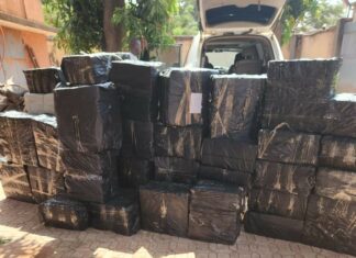 Bobo-Dioulasso : la Douane intercepte un véhicule transportant des produits illicites à la consommation