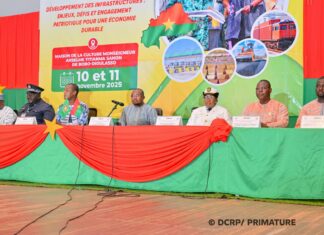 𝟐𝟐ᵉ 𝐑𝐞𝐧𝐜𝐨𝐧𝐭𝐫𝐞 𝐧𝐚𝐭𝐢𝐨𝐧𝐚𝐥𝐞 𝐆𝐨𝐮𝐯𝐞𝐫𝐧𝐞𝐦𝐞𝐧𝐭/𝐒𝐞𝐜𝐭𝐞𝐮𝐫 𝐩𝐫𝐢𝐯𝐞́ : 𝐥𝐞 𝐏𝐫𝐞𝐦𝐢𝐞𝐫 𝐦𝐢𝐧𝐢𝐬𝐭𝐫𝐞 𝐚𝐩𝐩𝐞𝐥𝐥𝐞 𝐚̀ 𝐮𝐧 𝐩𝐚𝐭𝐫𝐢𝐨𝐭𝐢𝐬𝐦𝐞 𝐞́𝐜𝐨𝐧𝐨𝐦𝐢𝐪𝐮𝐞