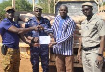 Dédougou : les Forces armées nationales offrent dix tonnes de ciment à Faso Mêbo