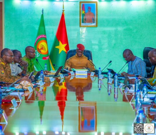 Burkina Faso : le gouvernement nationalise de la SN-CITEC, regroupe le CSC et la CIL, fusionne les fonds nationaux en quatre grands fonds