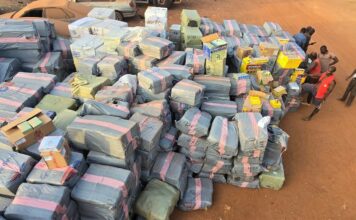 Trafic illicite de médicaments : 𝟐 𝟐𝟗𝟒 𝐜𝐚𝐫𝐭𝐨𝐧𝐬 𝐝𝐞 𝐦𝐞́𝐝𝐢𝐜𝐚𝐦𝐞𝐧𝐭𝐬 𝐢𝐥𝐥𝐢𝐜𝐢𝐭𝐞𝐬 saisis par la Brigade Mobile des Douanes de Ouagadougou