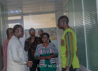 Présence au poste : le Ministre Pingdwendé Gilbert OUEDRAOGO effectue une visite inopinée pour renforcer le respect de la ponctualité et de la présence au poste