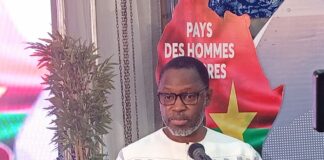 Etats généraux des transports terrestres et maritimes: la rénovation du parc automobile, une nécessité