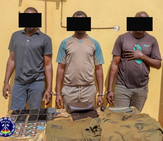 Lutte contre la criminalité urbaine: deux faux « FDS » mis aux arrêts par la Police nationale à Ouagadougou