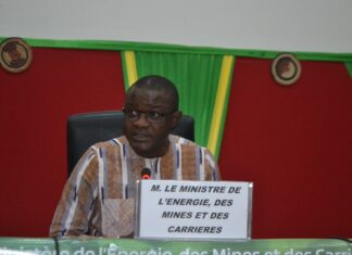 Cadre national de concertation des artisans miniers: le ministre Yacouba Zabré Gouba s’entretient avec les acteurs