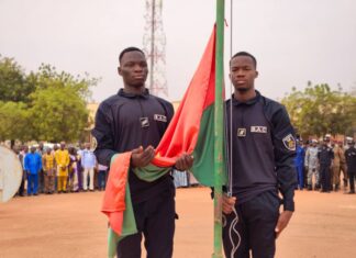 Kaya/Montée des couleurs : L’étoile du Faso des Koulsé présente son trophée aux forces vives
