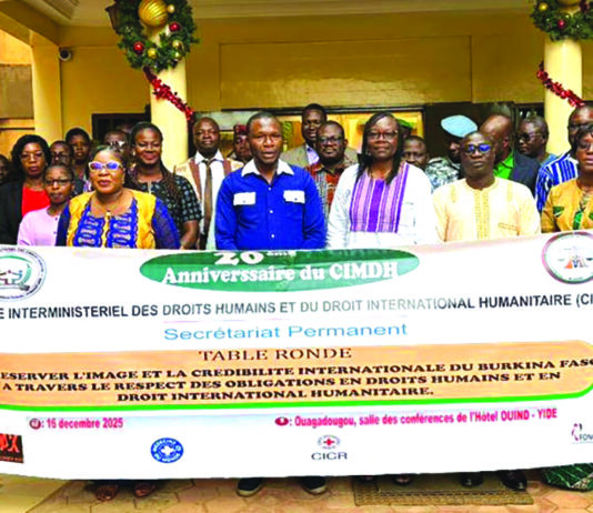 Droits humains et du droit international humanitaire: une table ronde pour renforcer les mécanismes de protection