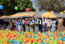 Journées de convivialité des personnes âgées : 750 personnes reçoivent des kits pour les fêtes de fin d’année