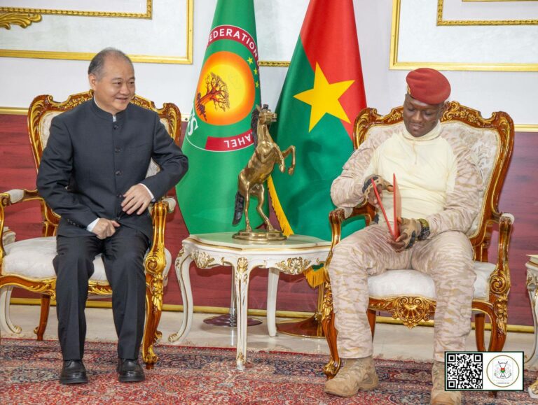 Présentation des lettres de créance : Le diplomate Yedong ZHAO pour le renforcement de l’axe Ouagadougou – Pékin