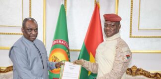 PRÉSENTATION DE LETTRES DE CRÉANCE Le diplomate Papa DIOP pour renforcer l’axe Ouagadougou-Dakar