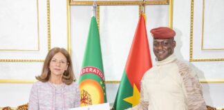 Madame Cristina Maria CERQUEIRA PUCARINHO pour maintenir le lien entre Lisbonne et Ouagadougou