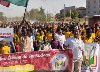 Tenkodogo : Des élèves reconnaissants au président du Faso, Ibrahim Traoré