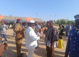 Fête de l’Indépendance : 102 personnes décorées à Ziniaré