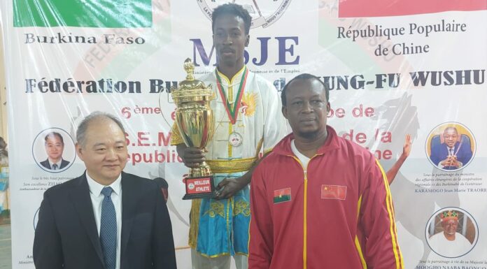 6ᵉ Coupe de l’Ambassadeur de la Chine en Kung-fu Wushu :Oumarou Ganga sacré meilleur athlète