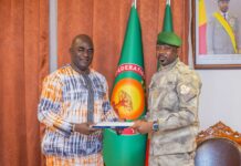 AES : Deux émissaires burkinabè reçus au Palais de Koulouba