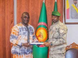 AES : Deux émissaires burkinabè reçus au Palais de Koulouba